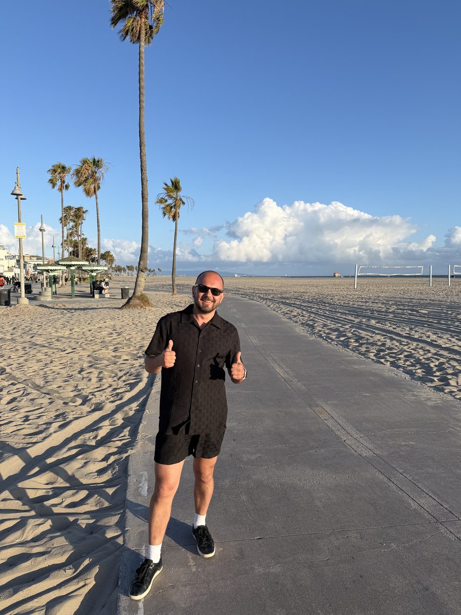 Dimon на набережной Venice Beach